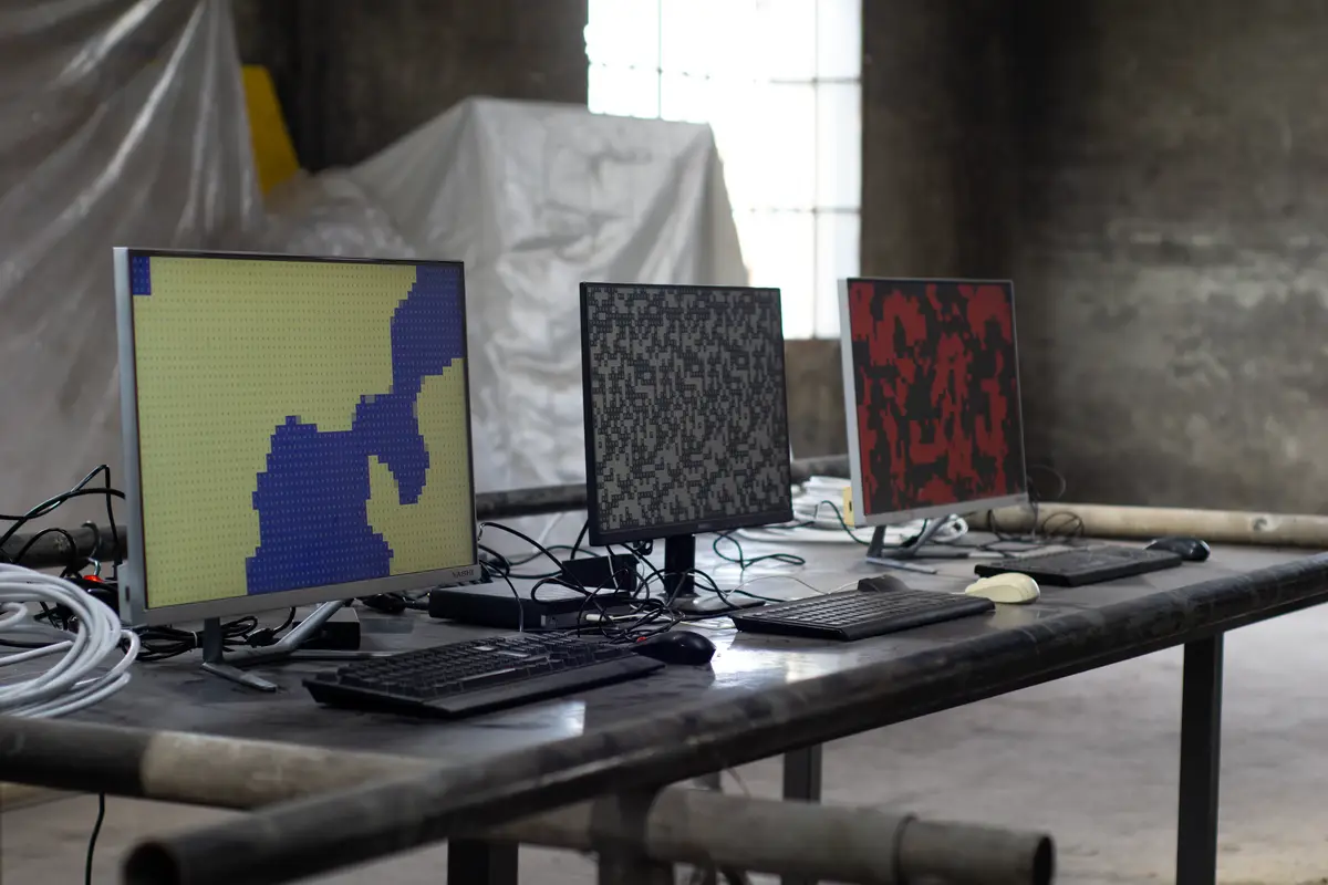 The three monitors of booleanSequence seen from the side